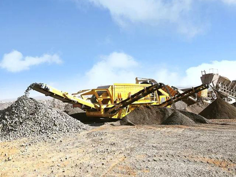 移動水平篩分設備 移動水平篩分設備